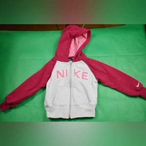 GIRL'S Nike Hooded Jacket (3T)